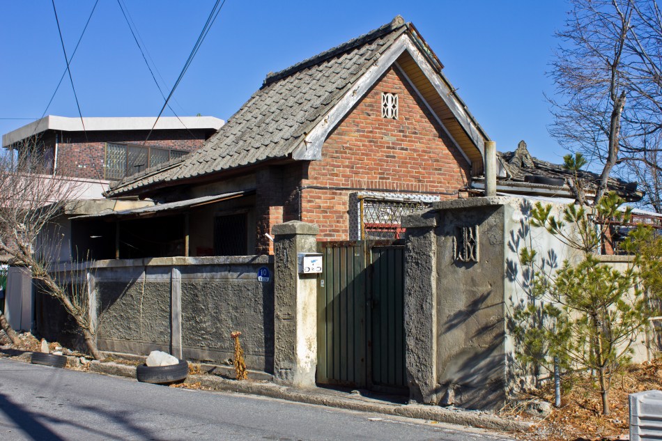 gabled brick soje-dong house
