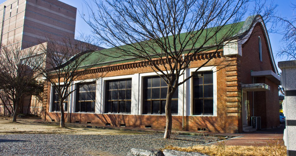 daejeon girls' middle school auditorium side