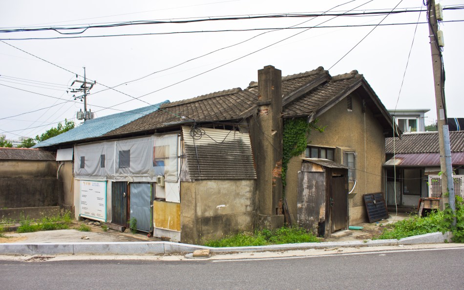 cement sprayed japanese gagok-dong house miryang