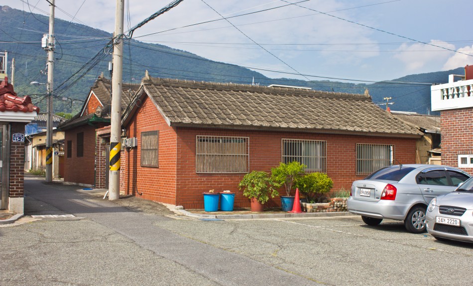 tiled over japanese house jinhae