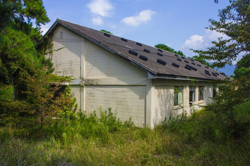 jinhae war college neighbor buildings